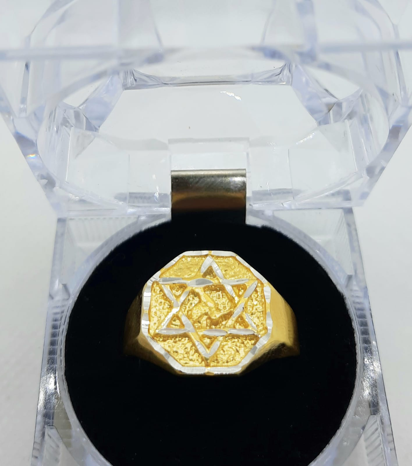 Gold Gent Ring