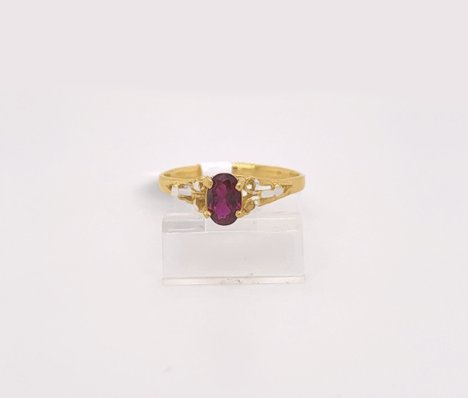 Gold Ladie Ring
