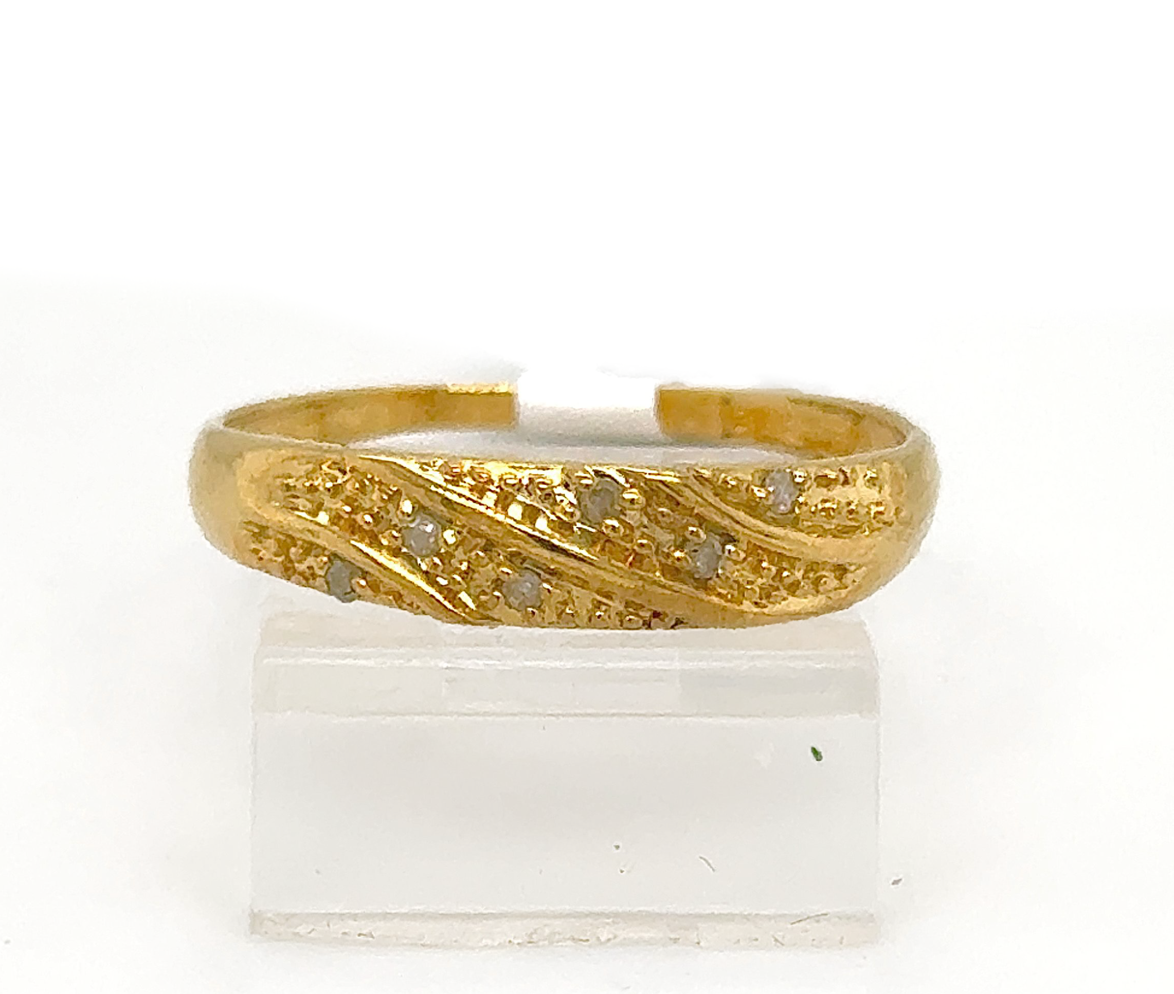 Gold Gent Wedding Ring