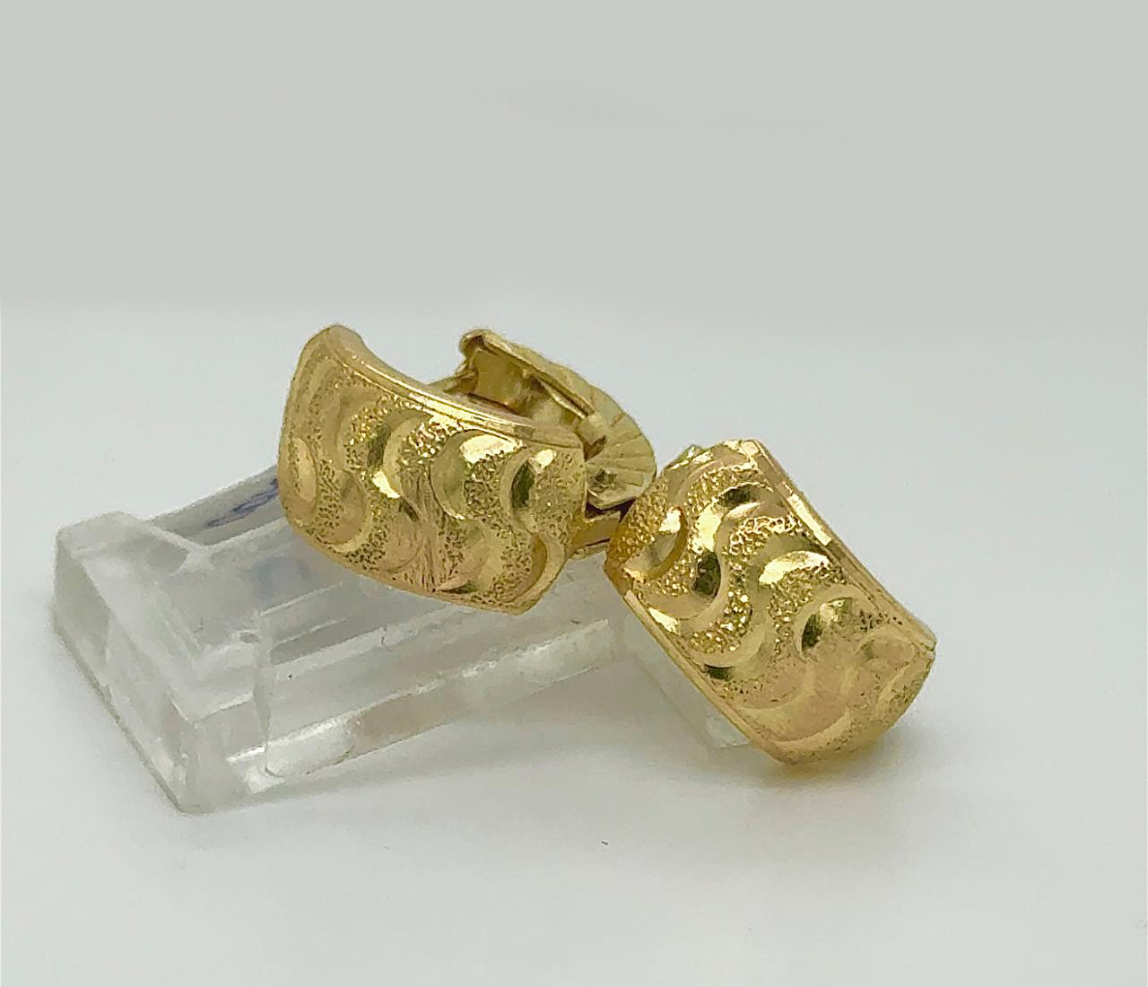 Gold Hoop
