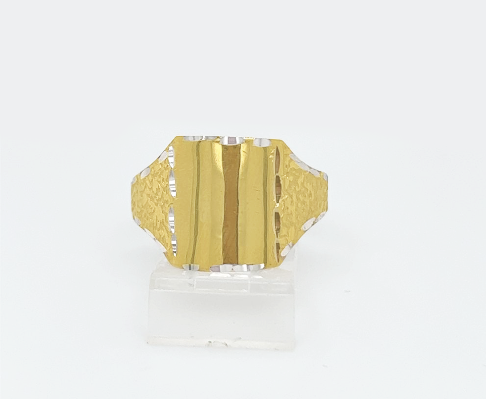 Gold Gent Ring