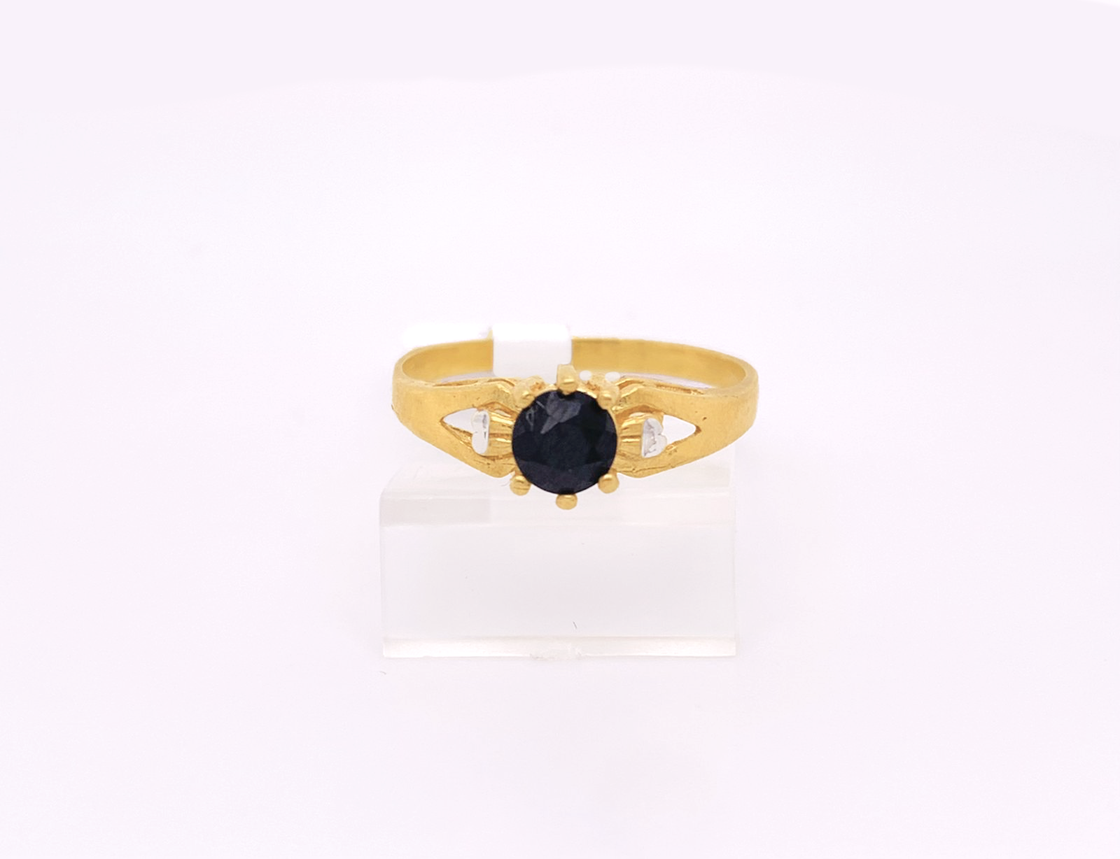 Gold Ladie Ring