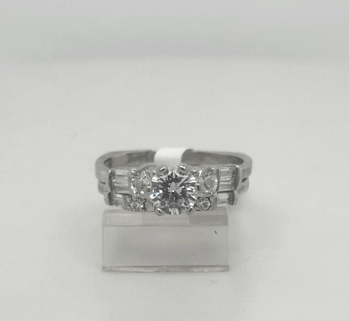Silver Ladie Ring