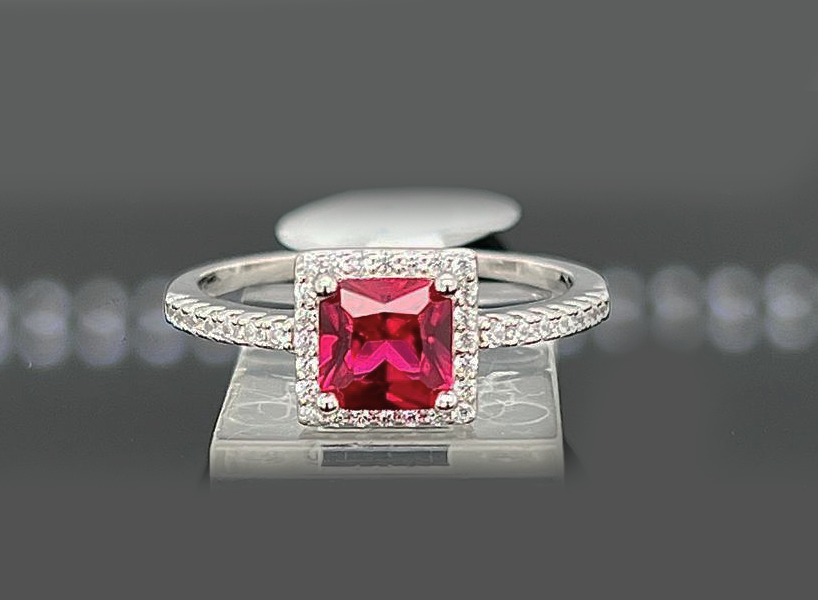Silver Ladie Ring