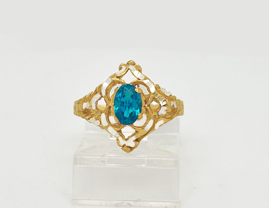 Gold Ladie Ring