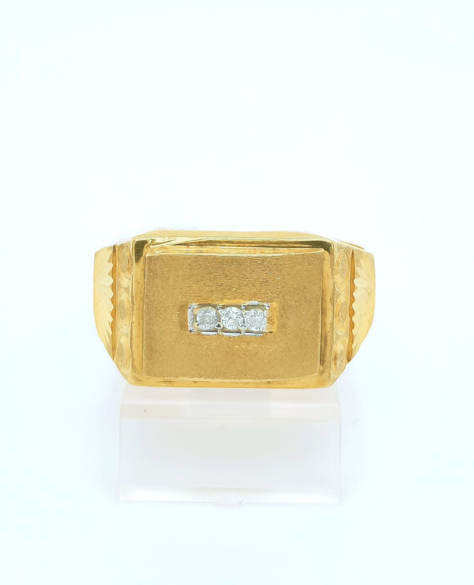 Gold Gent Wedding Ring
