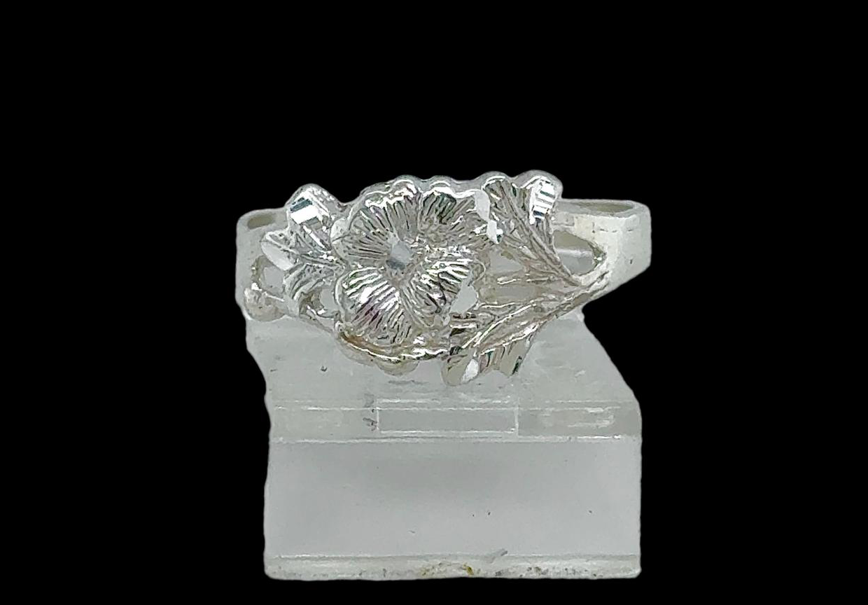 Silver Ladie Ring