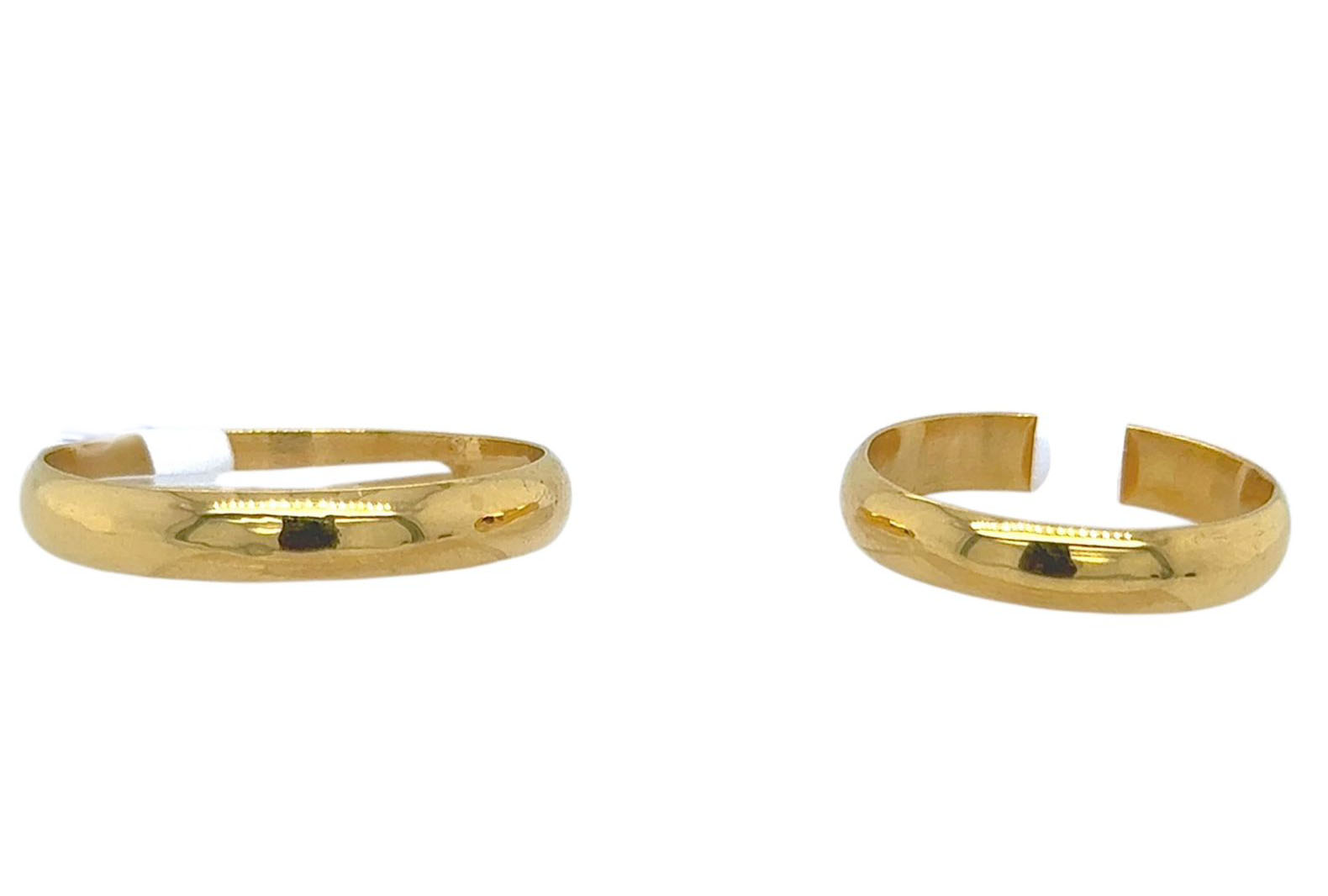 Gold His and Her Wedding Set