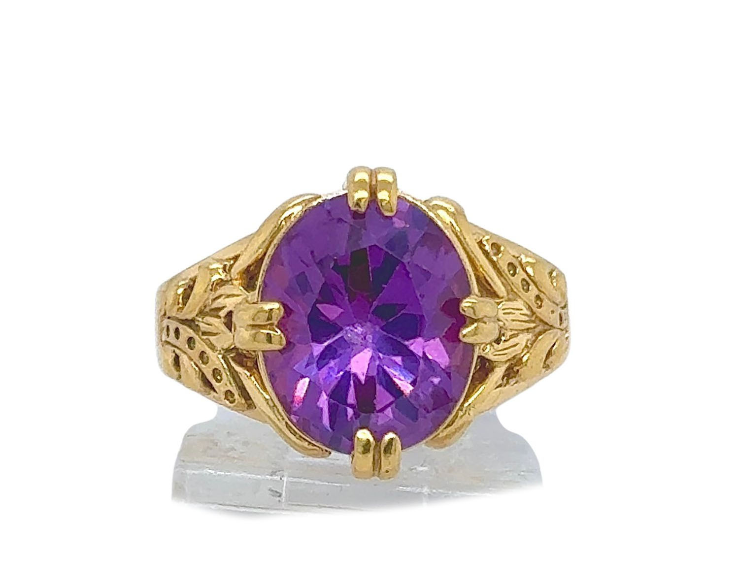 Gold Ladie Ring