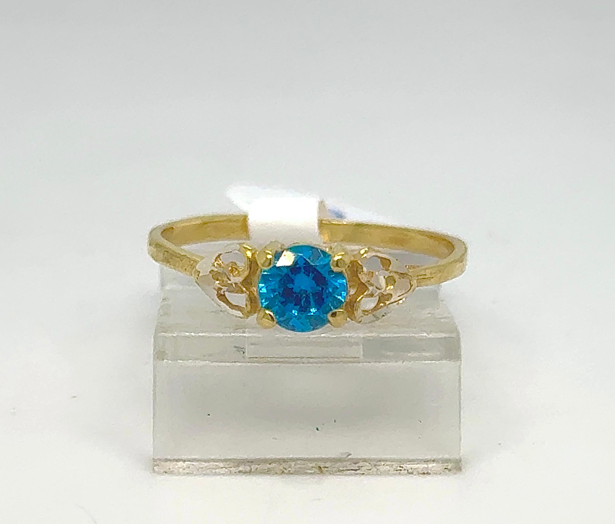 Gold Ladie Ring
