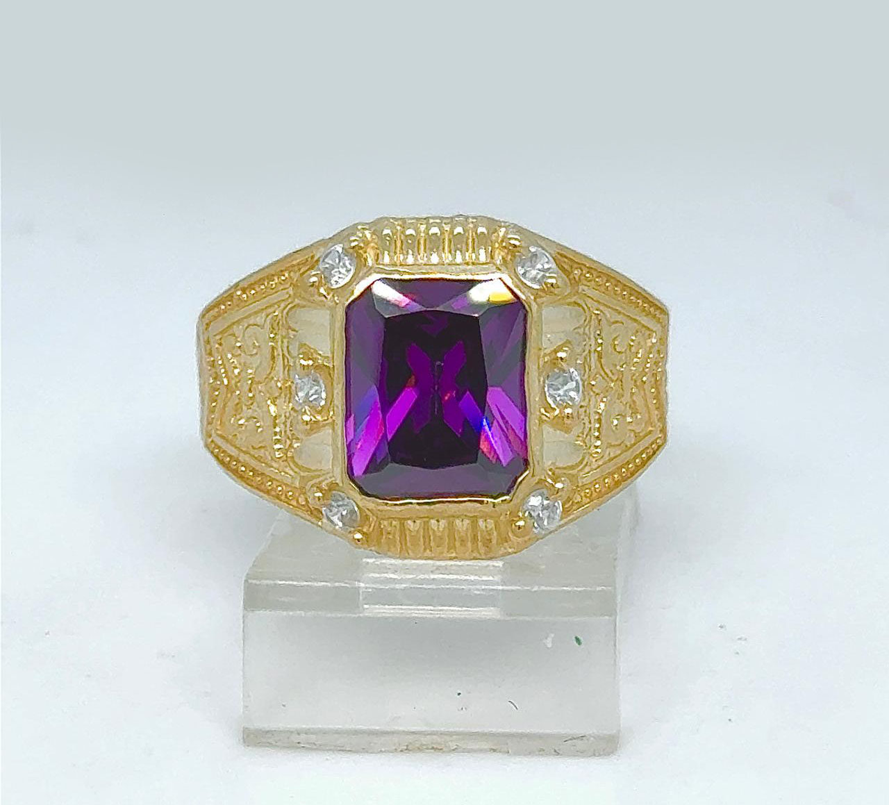 Gold Gent Ring