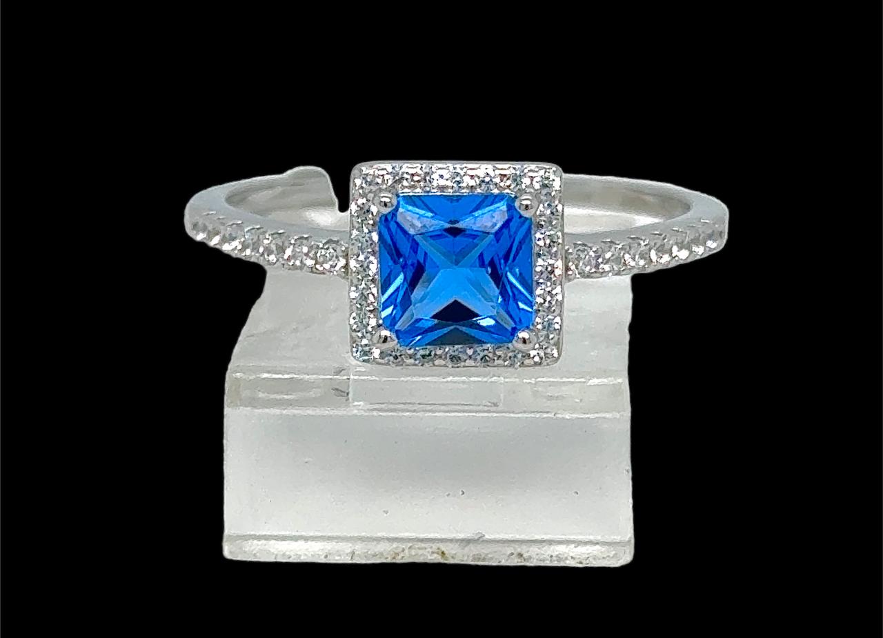 Silver Ladie Ring