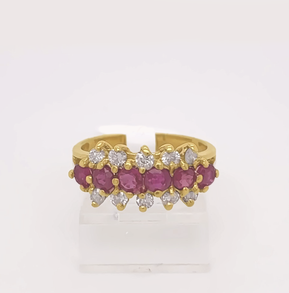Gold Ladie Ring