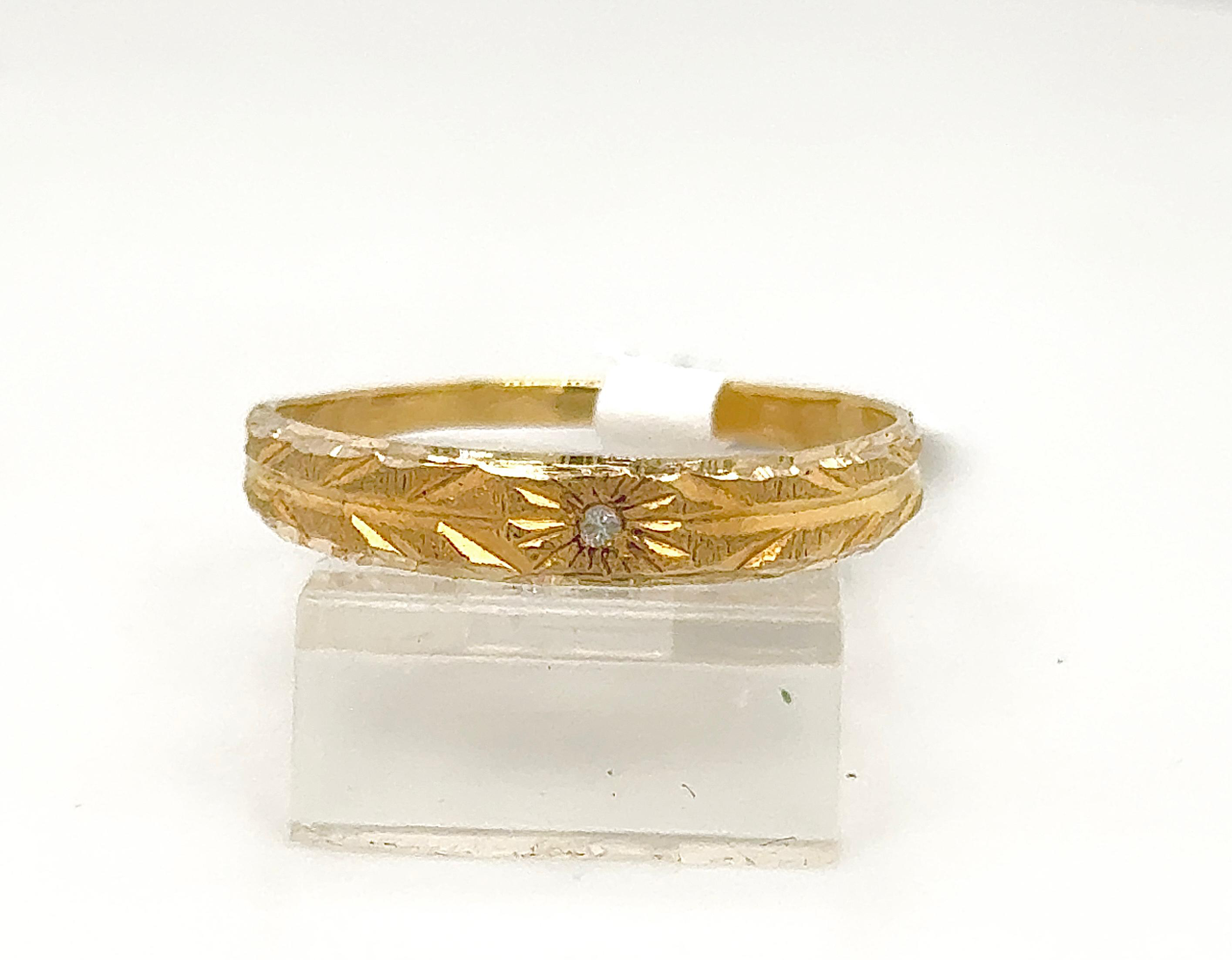 Gold Gent Wedding Ring