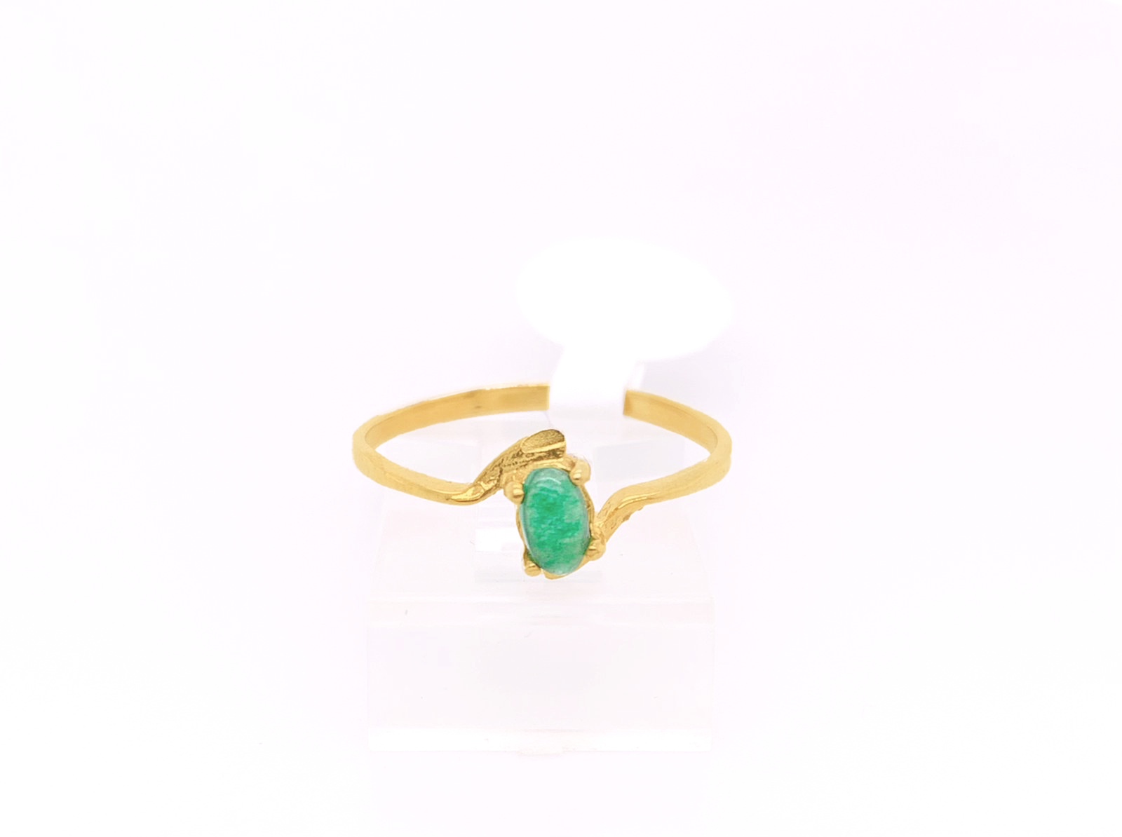 Gold Ladie Ring