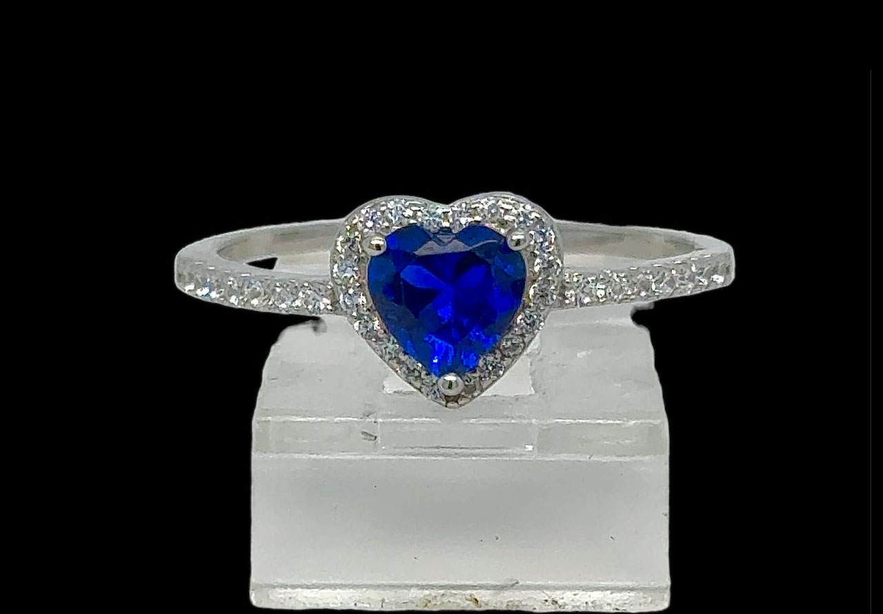 Silver Ladie Ring