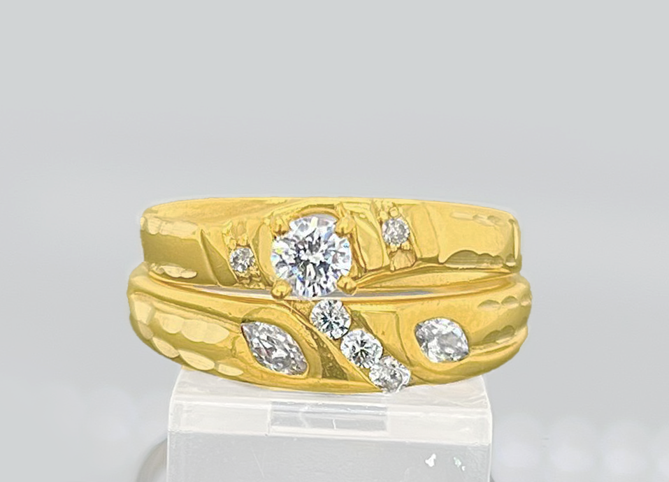 Gold Ladie Ring