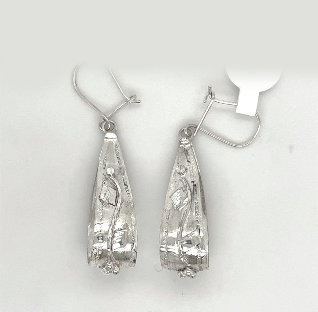 Silver Hanging Earring