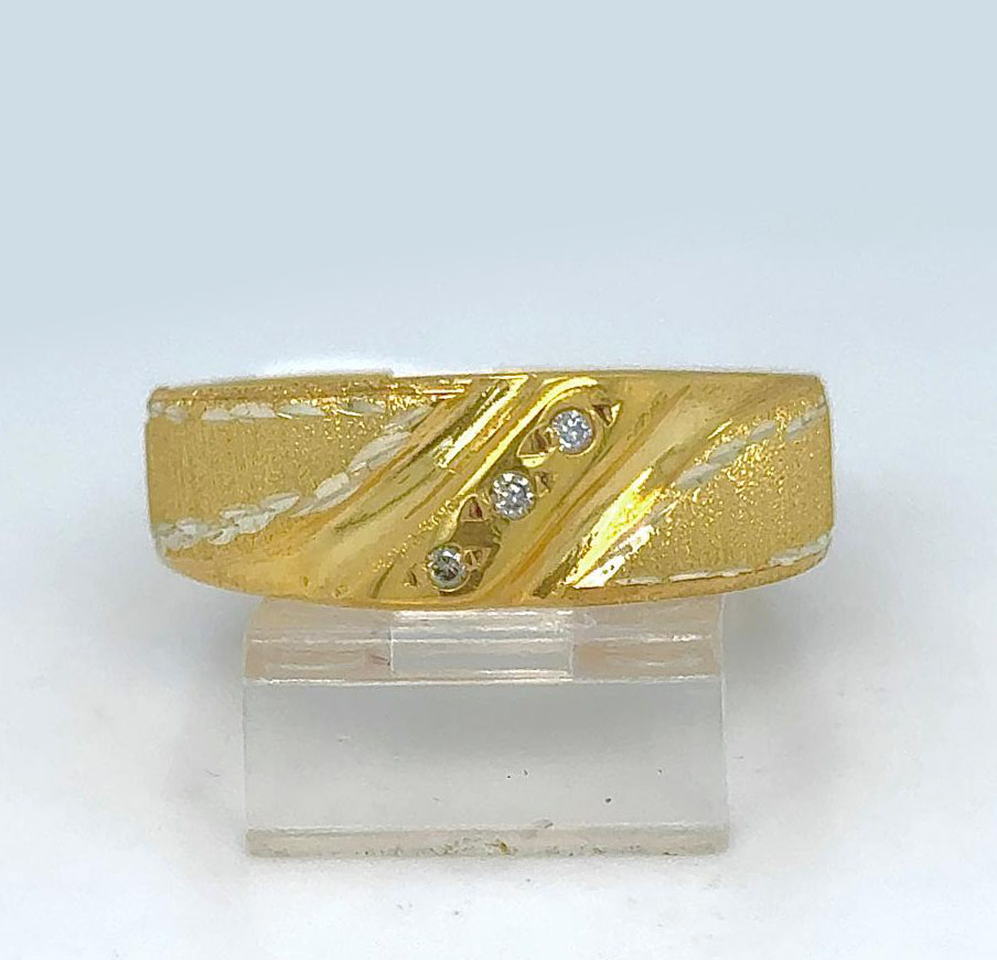 Gold Gent Ring