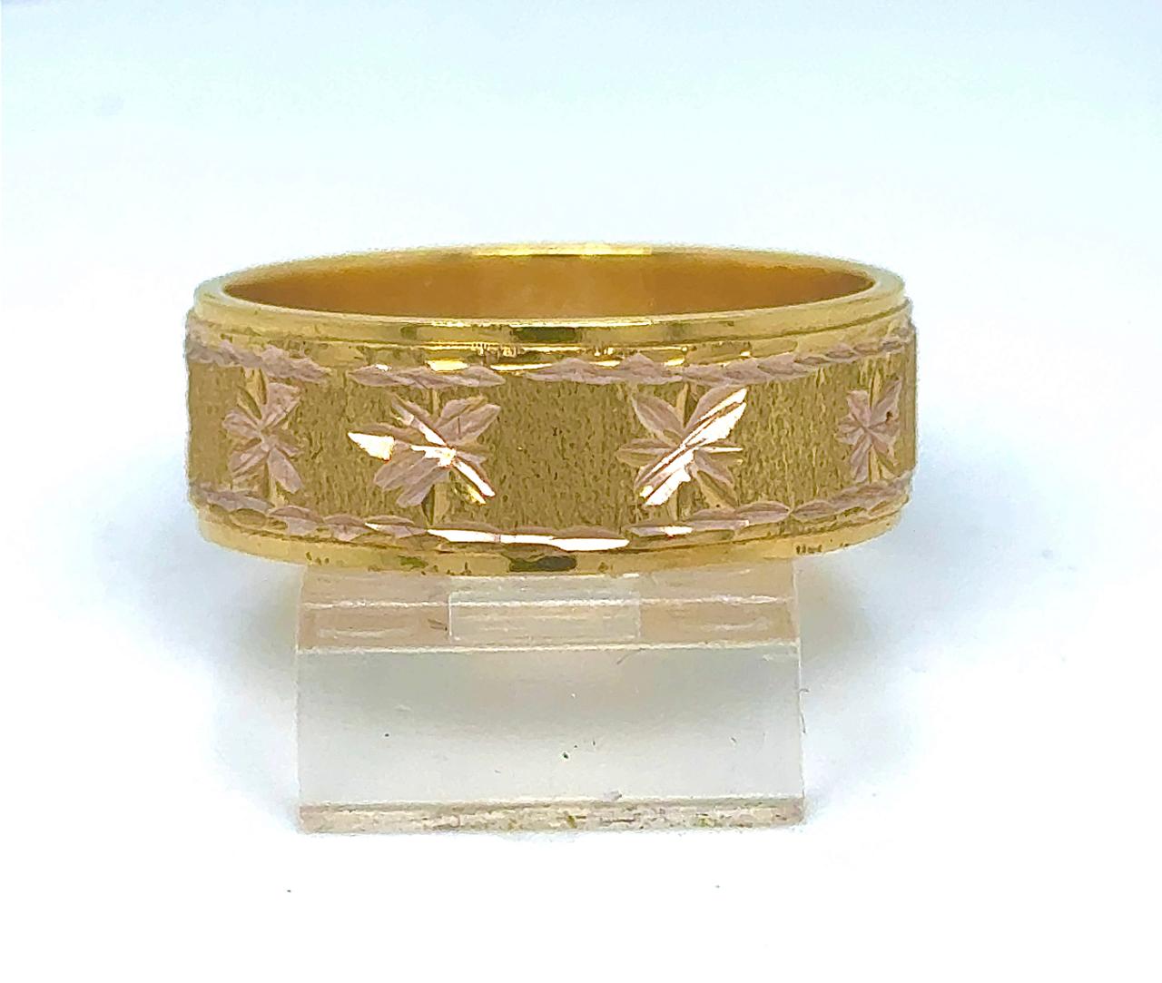 Gold Gent Wedding Ring