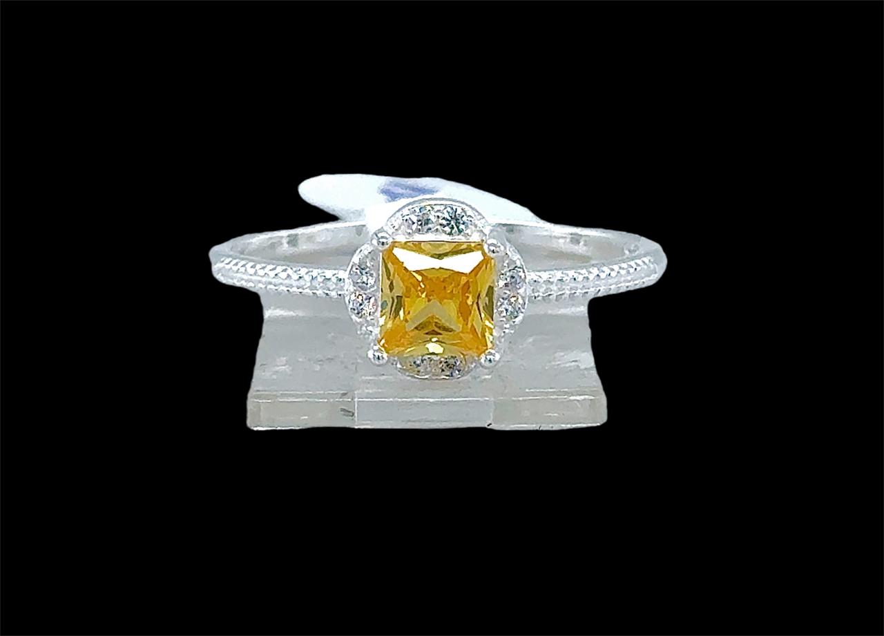 Silver Ladie Ring