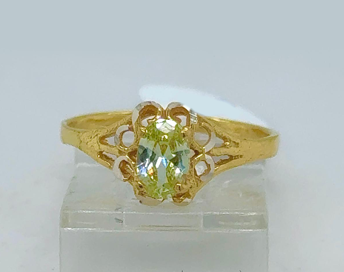 Gold Ladie Ring