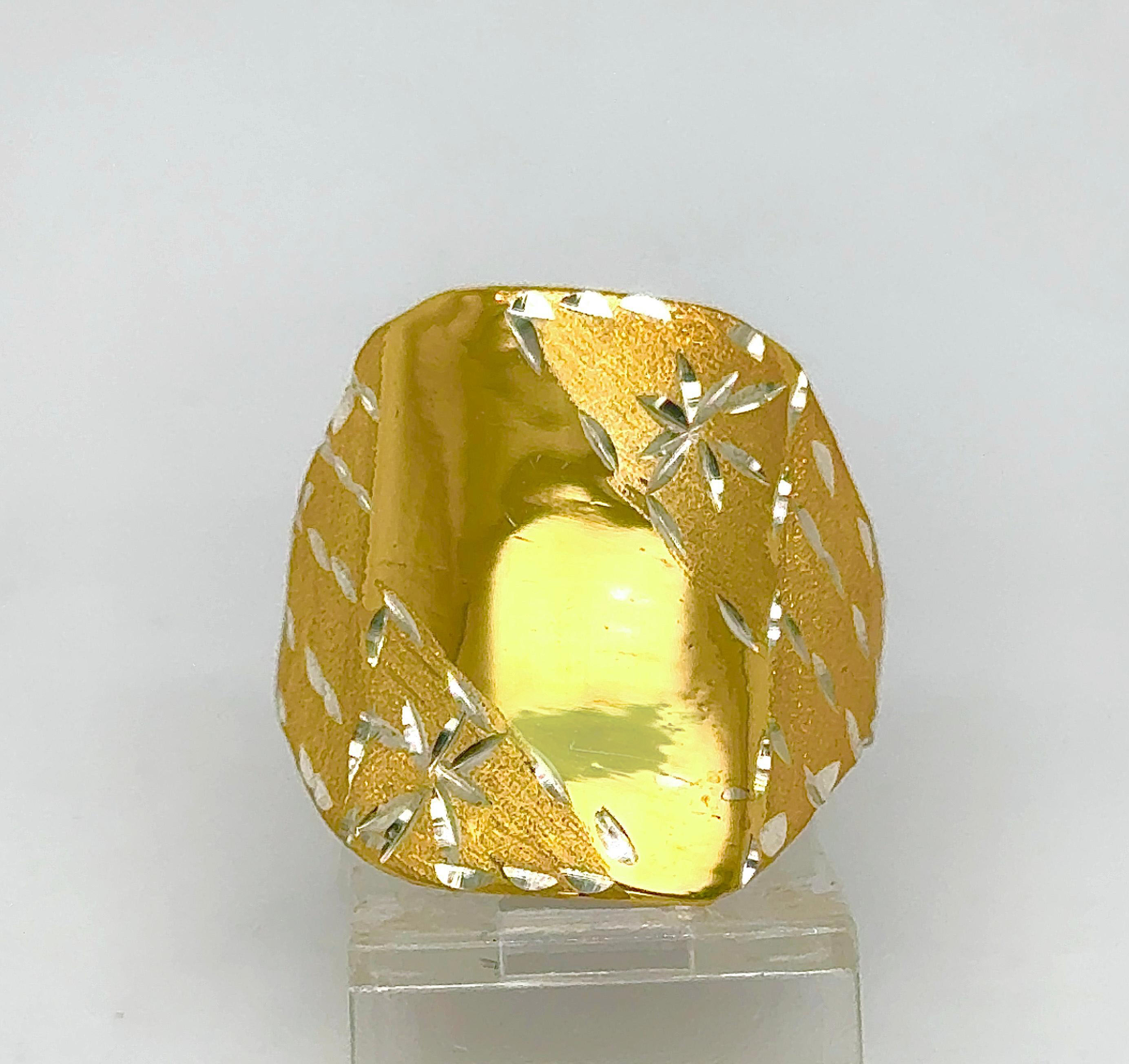 Gold Gent Ring