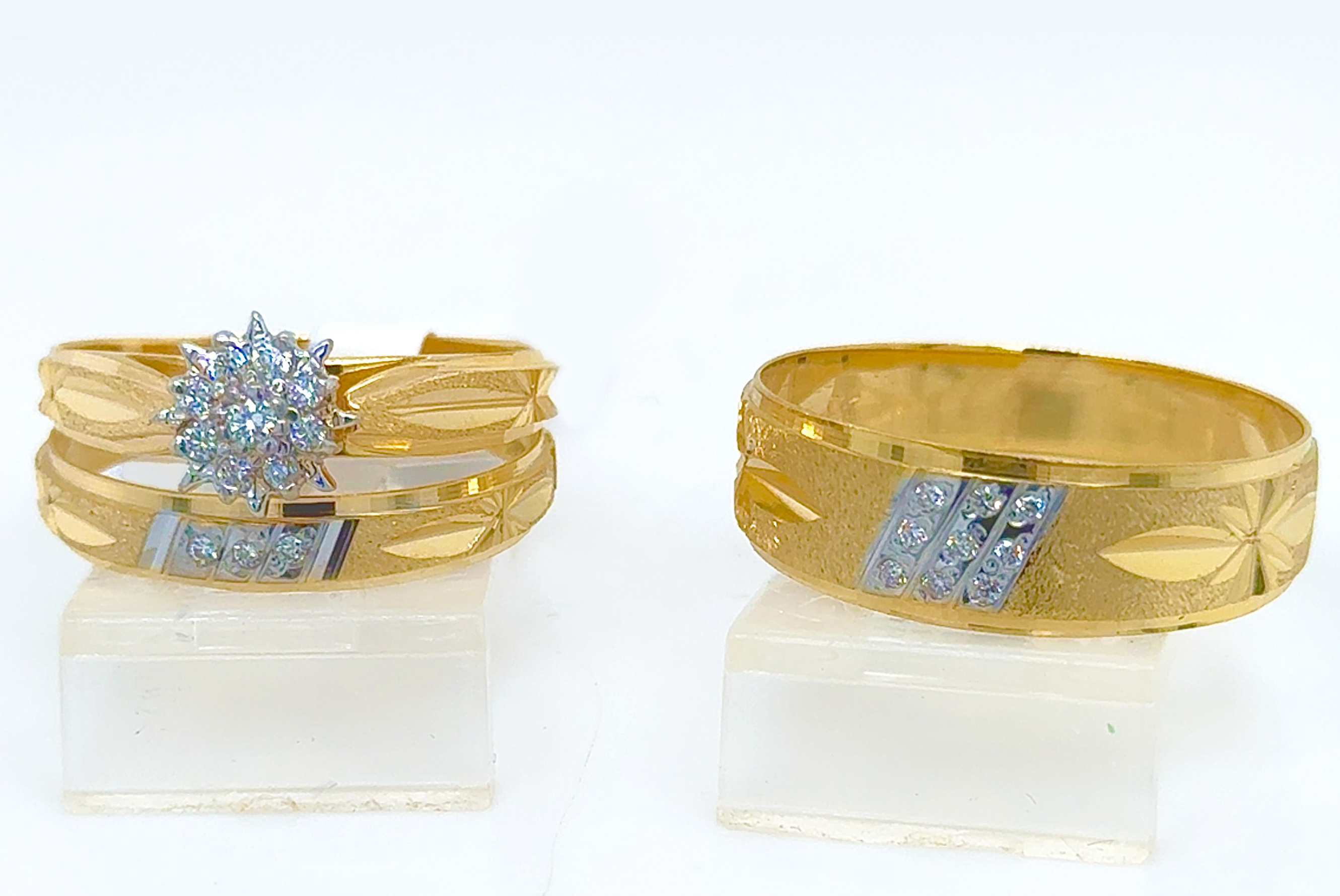 Gold His and Her Wedding Set