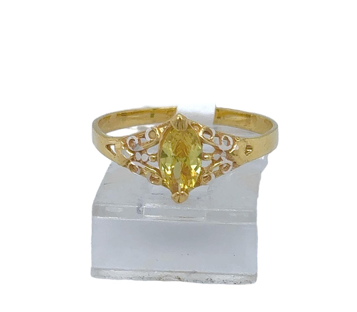Gold Ladie Ring