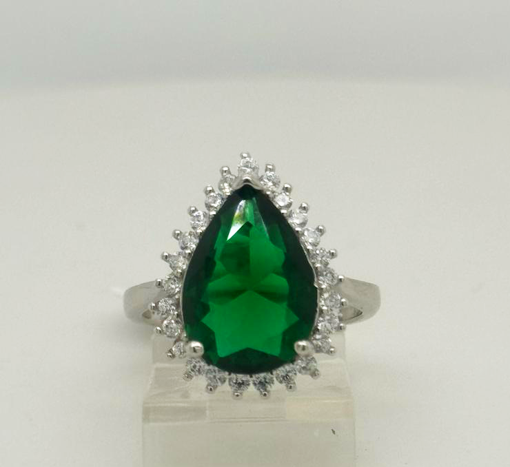 Silver Ladie Ring