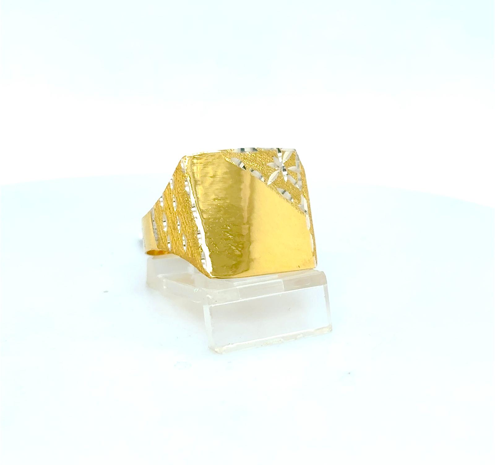 Gold Gent Ring