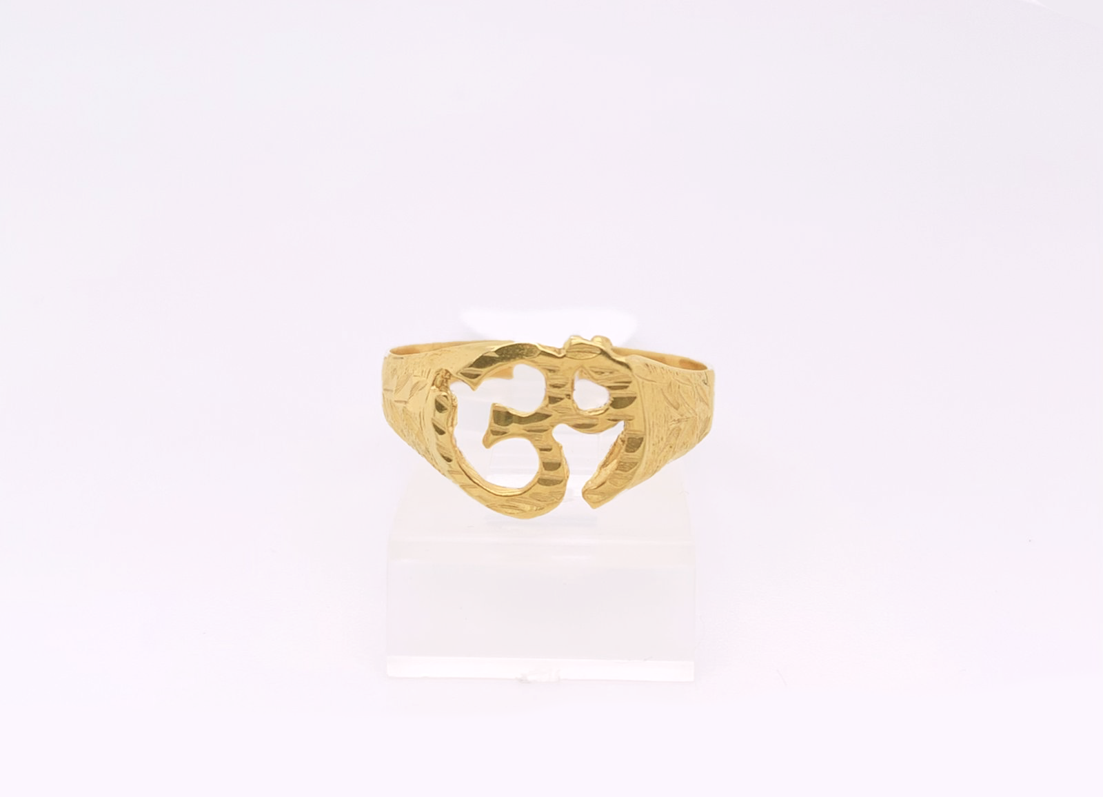 Gold Ladie Ring