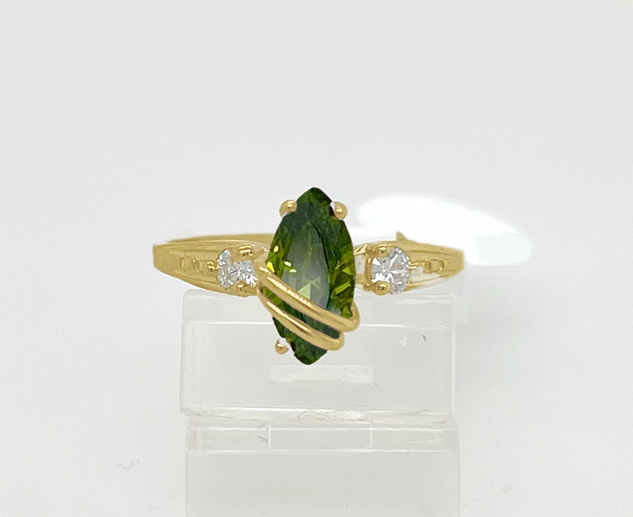Gold Ladie Ring