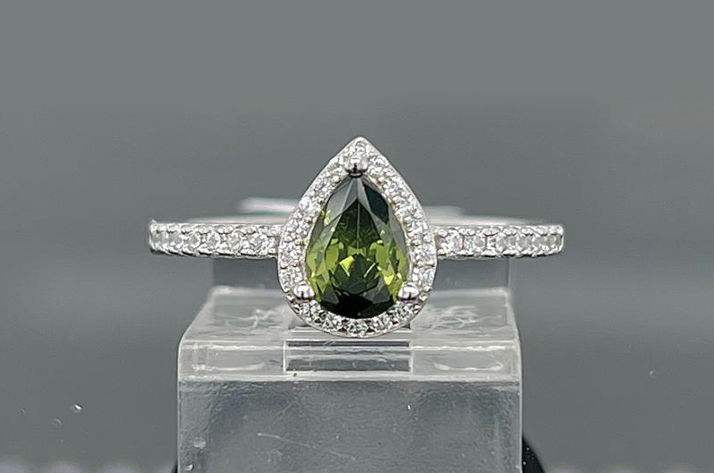 Silver Ladie Ring