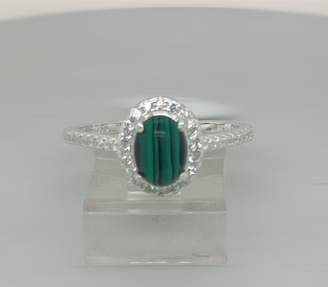 Silver Ladie Ring