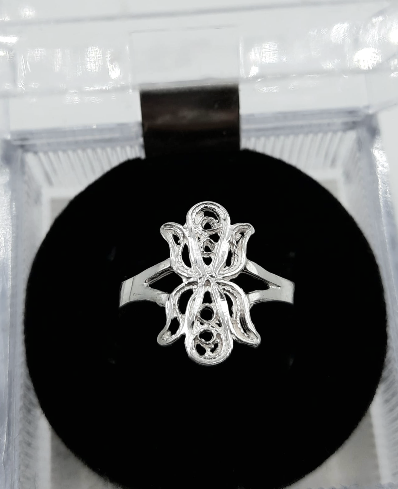 Silver Ladie Ring
