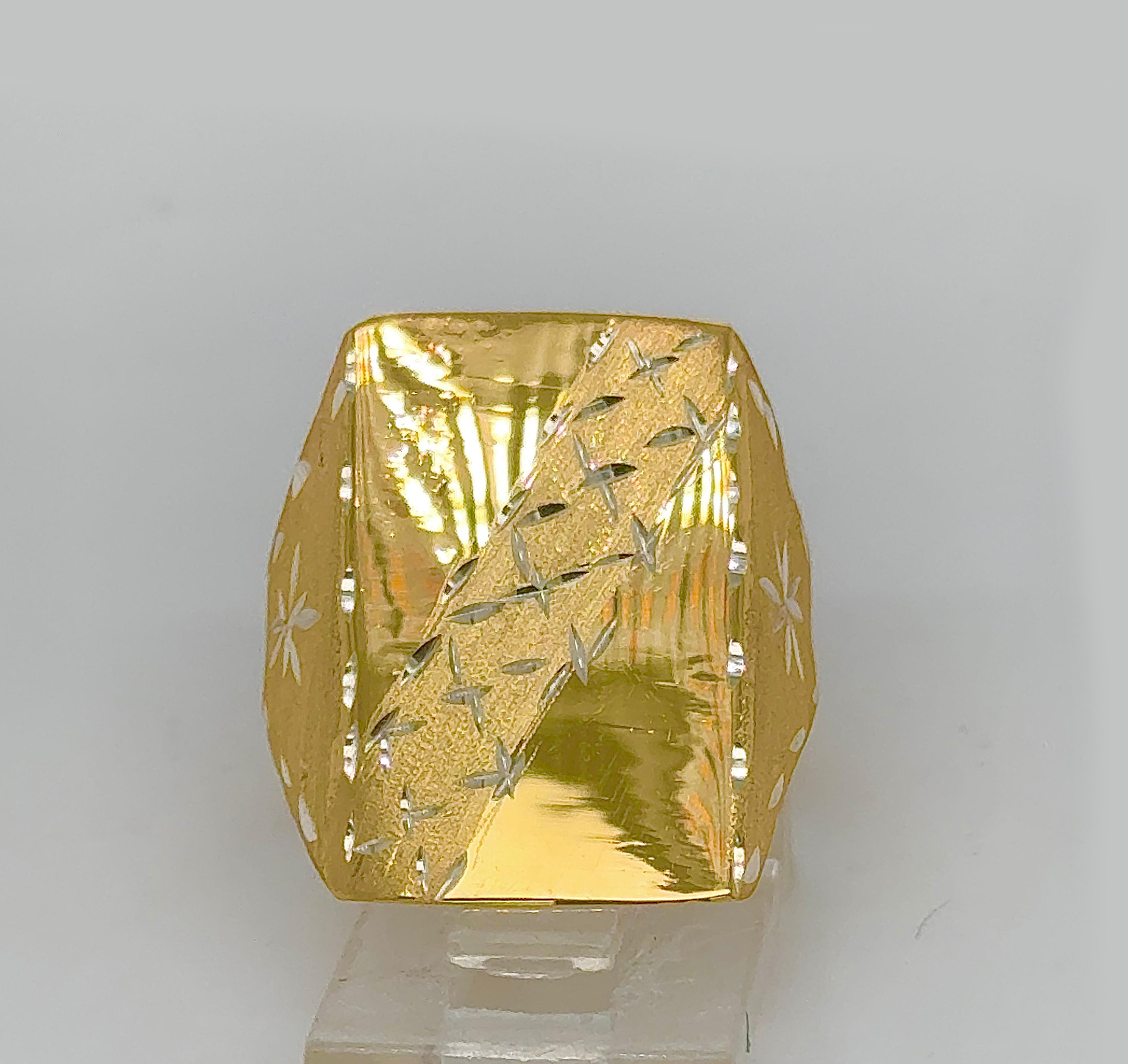 Gold Gent Ring
