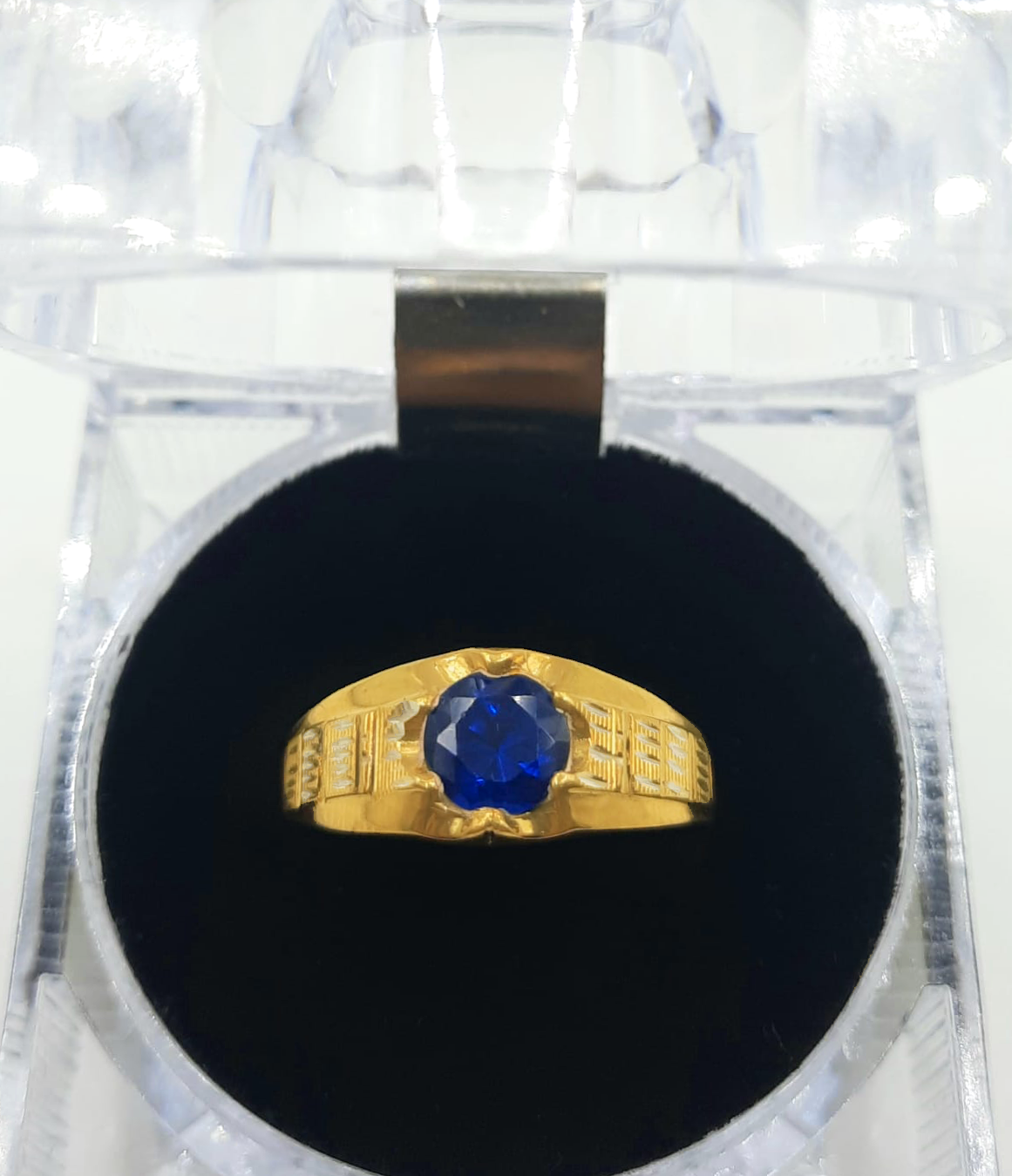 Gold Gent Ring