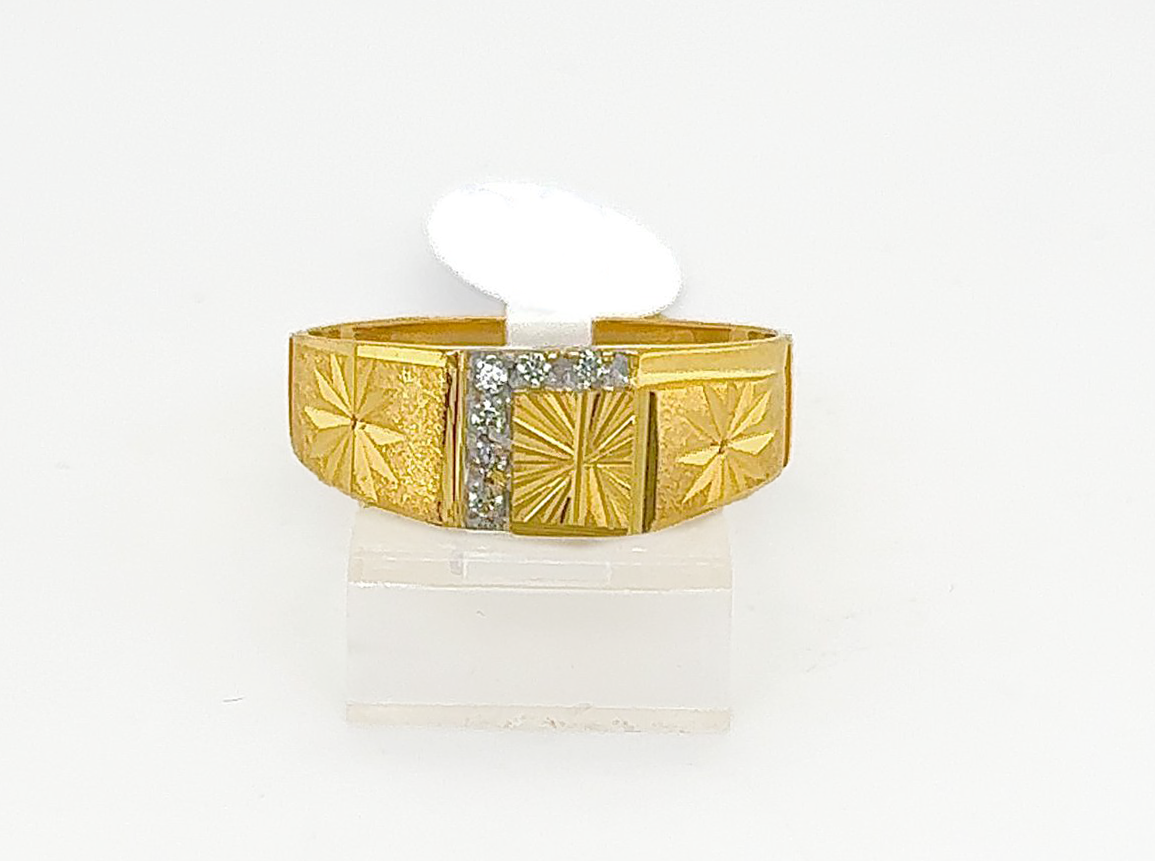 Gold Gent Ring