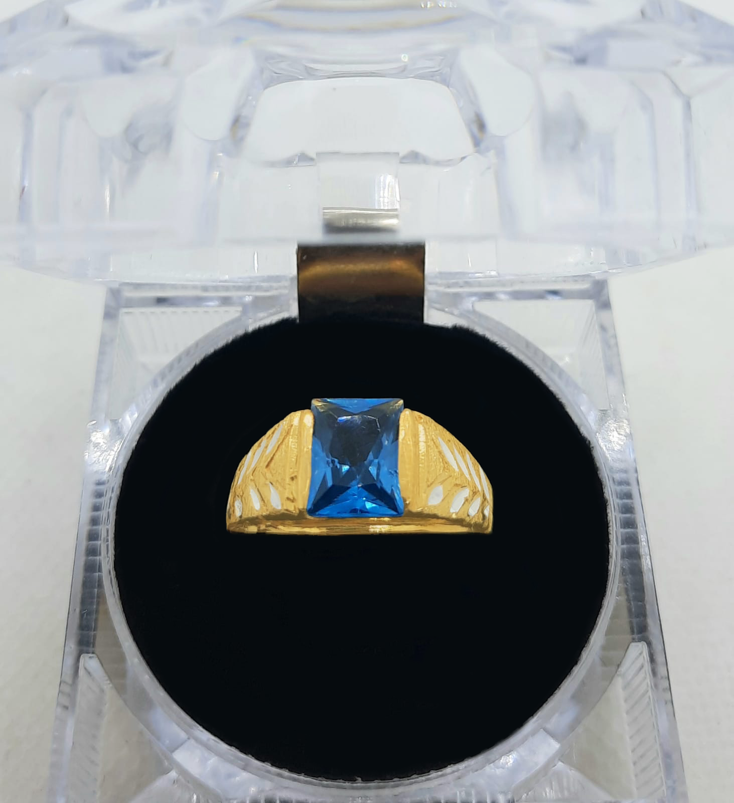 Gold Gent Ring