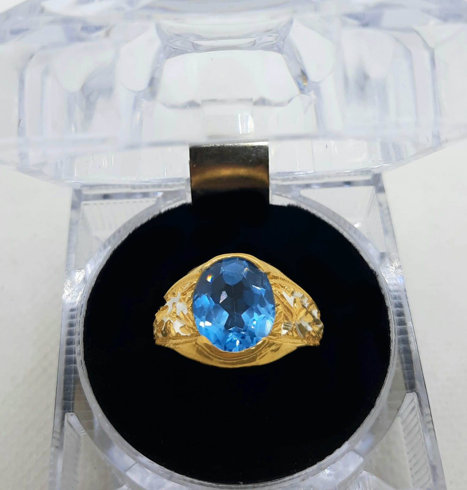Gold Gent Ring