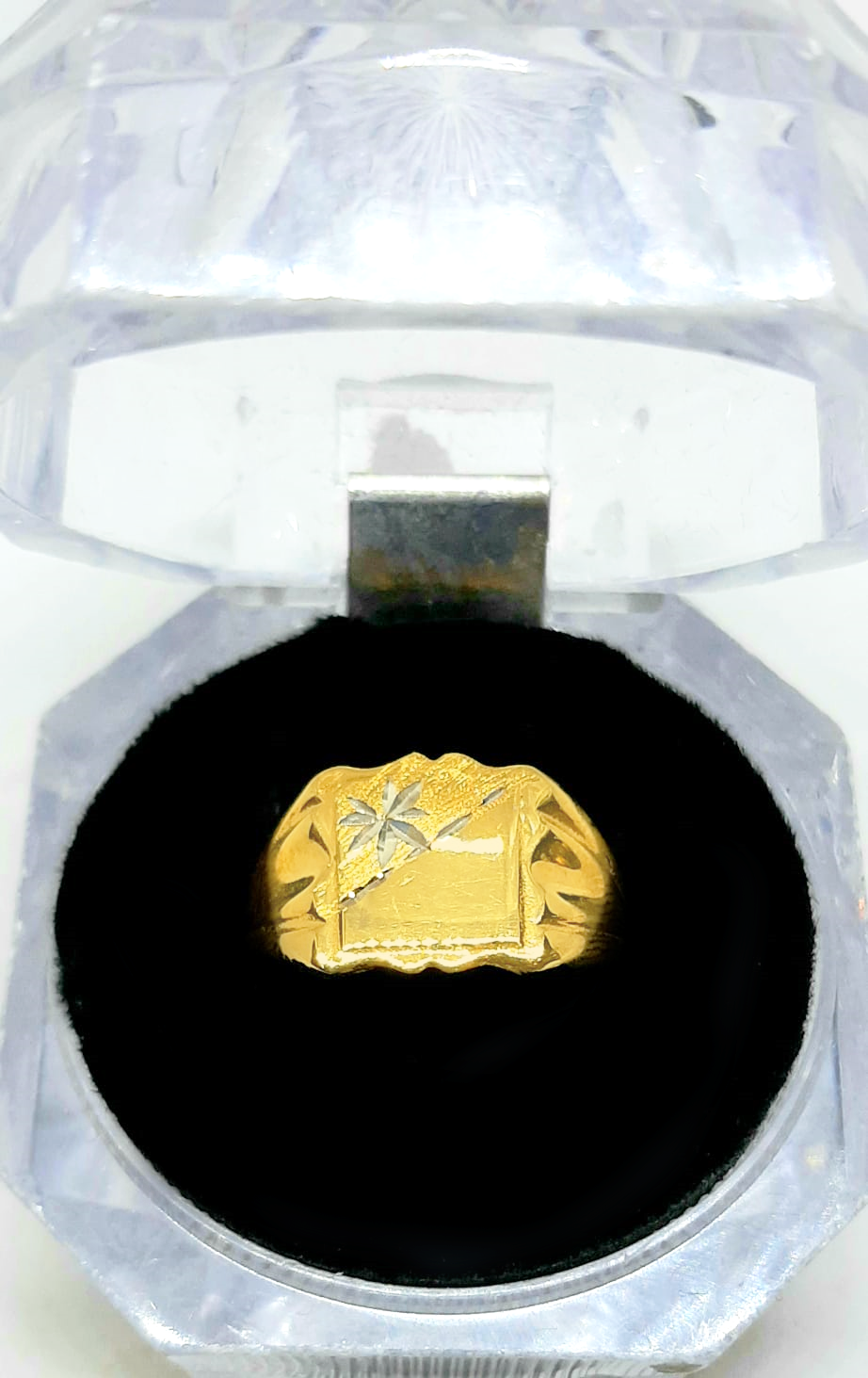 Gold Gent Ring