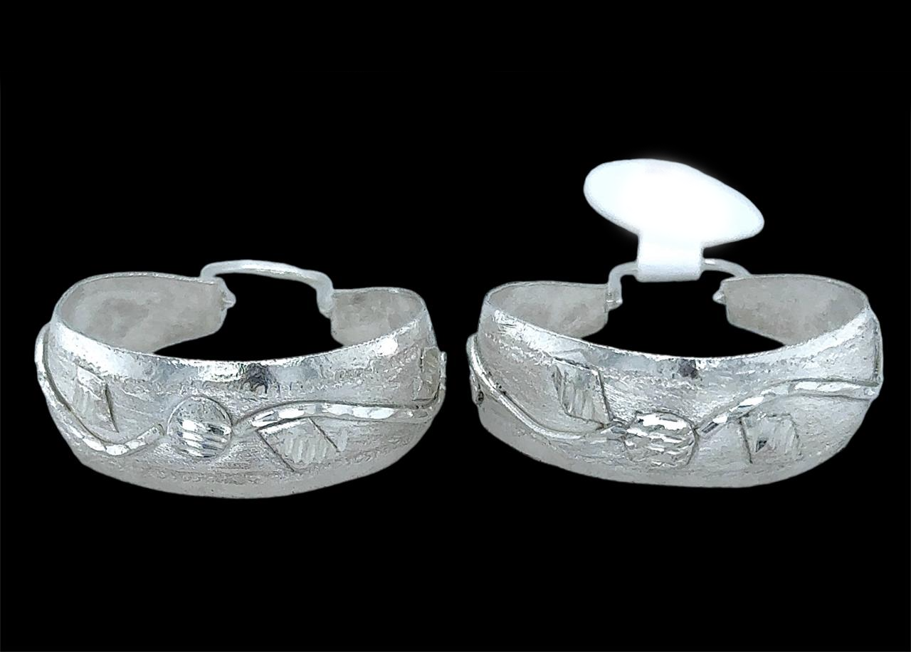 Silver Hoop