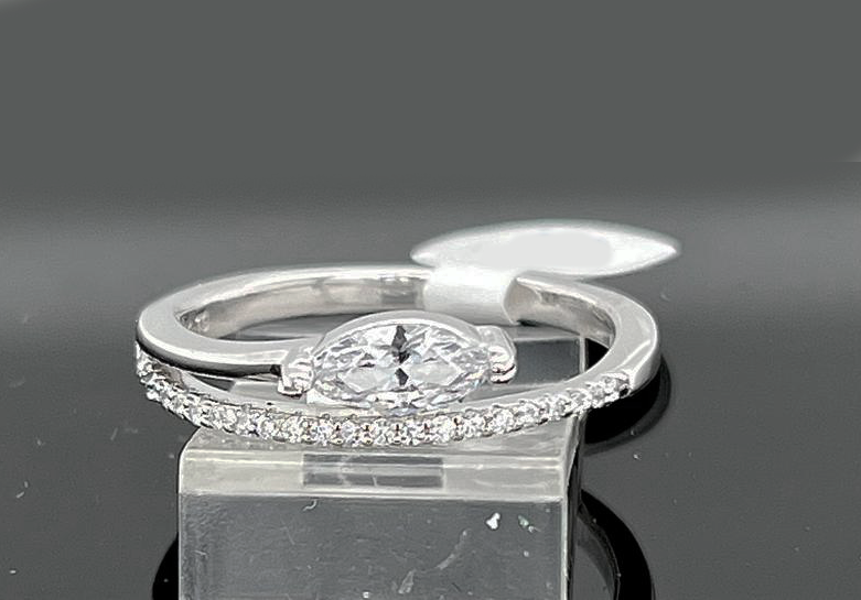 Silver Ladie Ring
