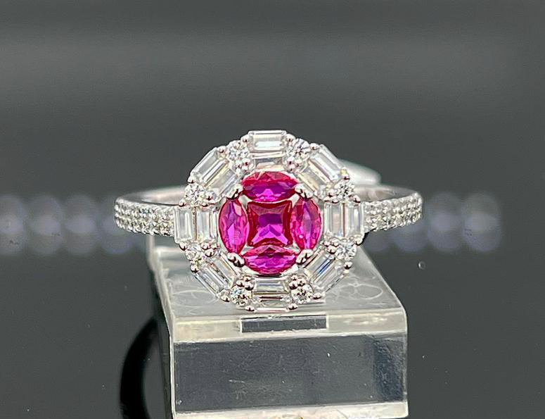 Silver Ladie Ring