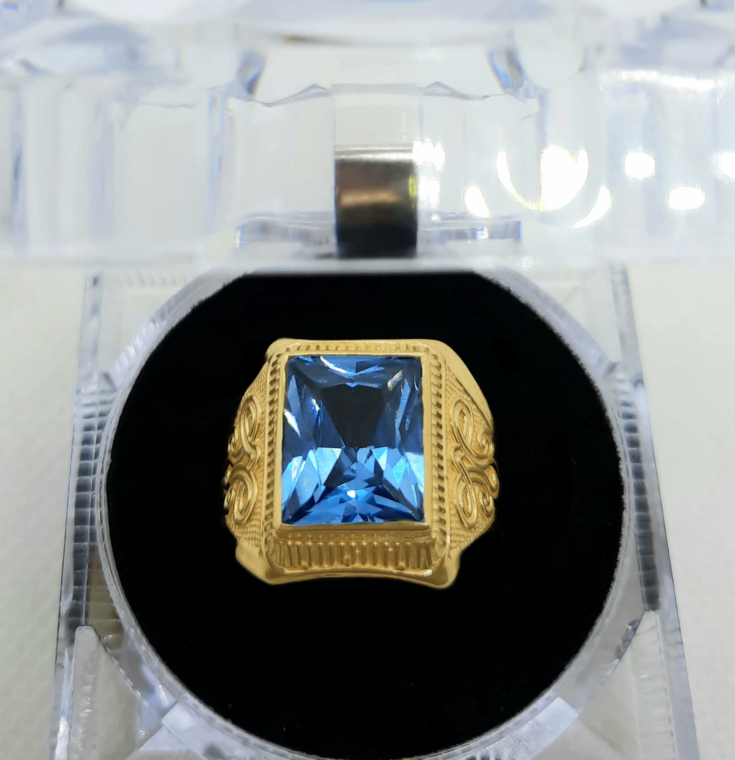 Gold Gent Ring