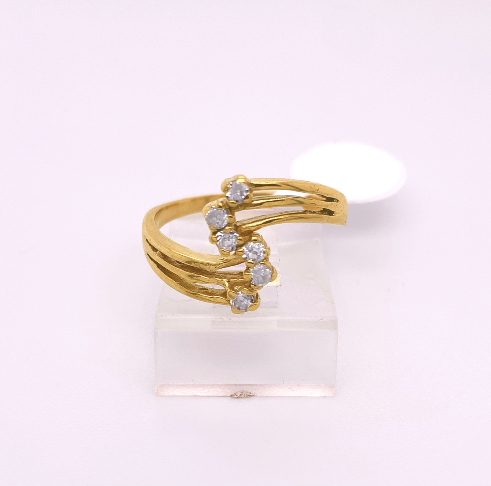 Gold Ladie Ring