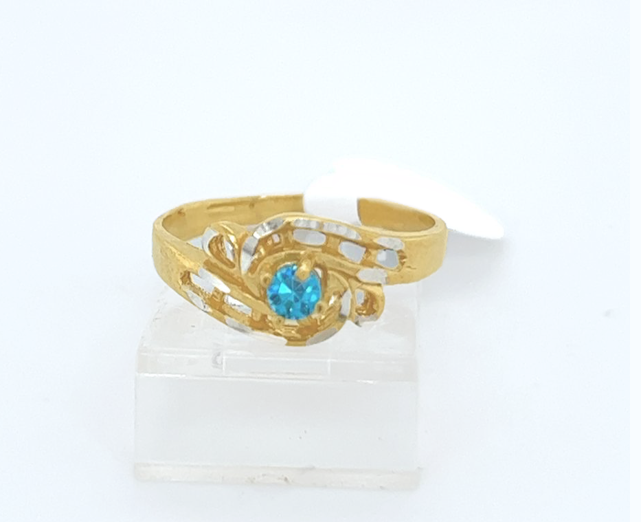 Gold Ladie Ring