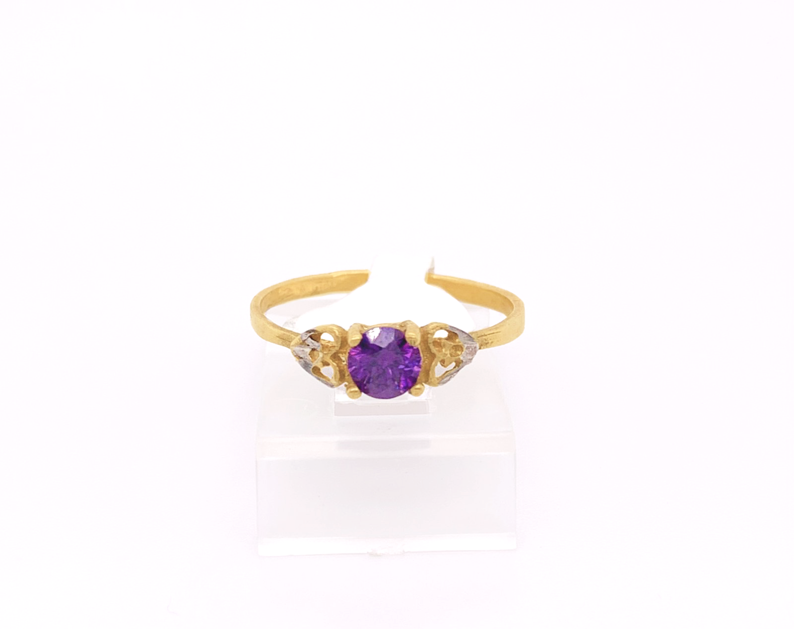 Gold Ladie Ring