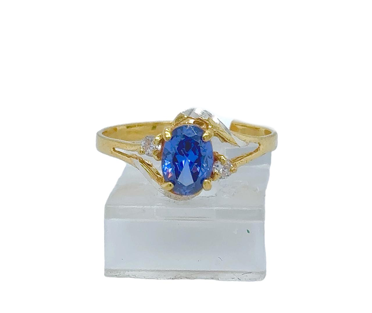 Gold Ladie Ring